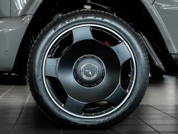Mercedes-Benz G63 AMG Manufaktur Carbon Burm AHK