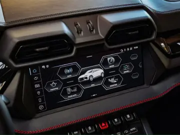 LAMBORGHINI Urus SE AKRAPOVIC  MASSAGE  NIGHT VISION  PPF