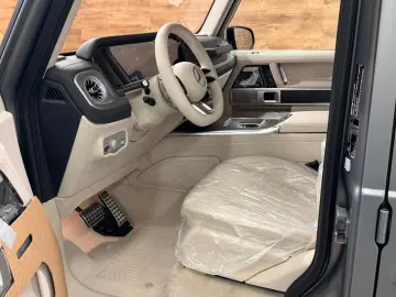 Mercedes-Benz MY'26   ACTIVE RIDE CONTROL   SUPERIOR