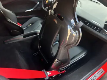FERRARI 296 GTB  Lift   Racing Sitze   PPF