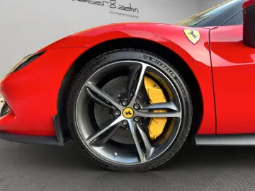 FERRARI 296 GTB  Lift   Racing Sitze   PPF