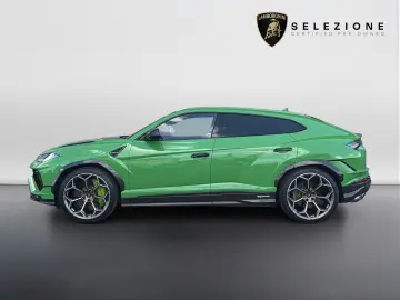 LAMBORGHINI Urus 4.0 V8 Performante