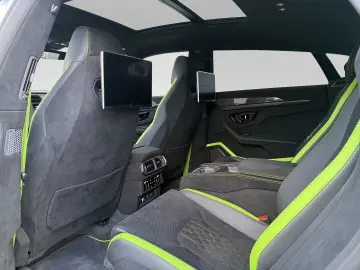 LAMBORGHINI Urus 4.0 V8 Performante