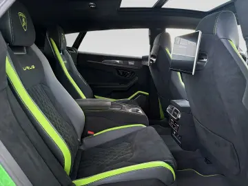LAMBORGHINI Urus 4.0 V8 Performante