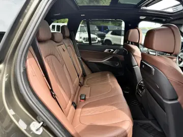 BMW X5 xDrive50e M Sport Pro Massage