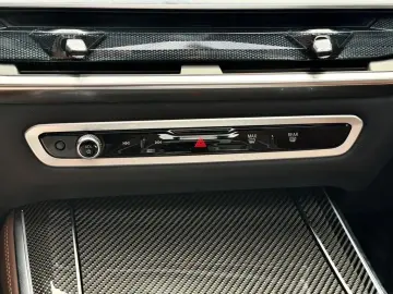 BMW X5 xDrive50e M Sport Pro Massage