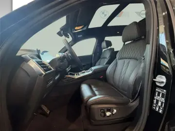BMW X7 xDrive40d M Sport Pro Sky Lounge