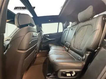 BMW X7 xDrive40d M Sport Pro Sky Lounge