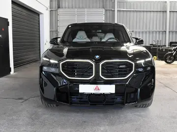 BMW XM Individual Merino