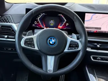 BMW X5 xDrive50e M Sport Pro Sky Lounge