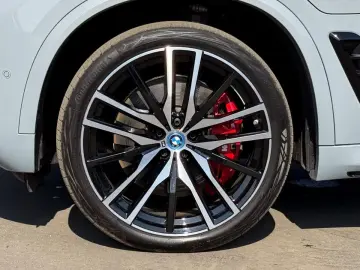 BMW X5 xDrive50e M Sport Pro Sky Lounge