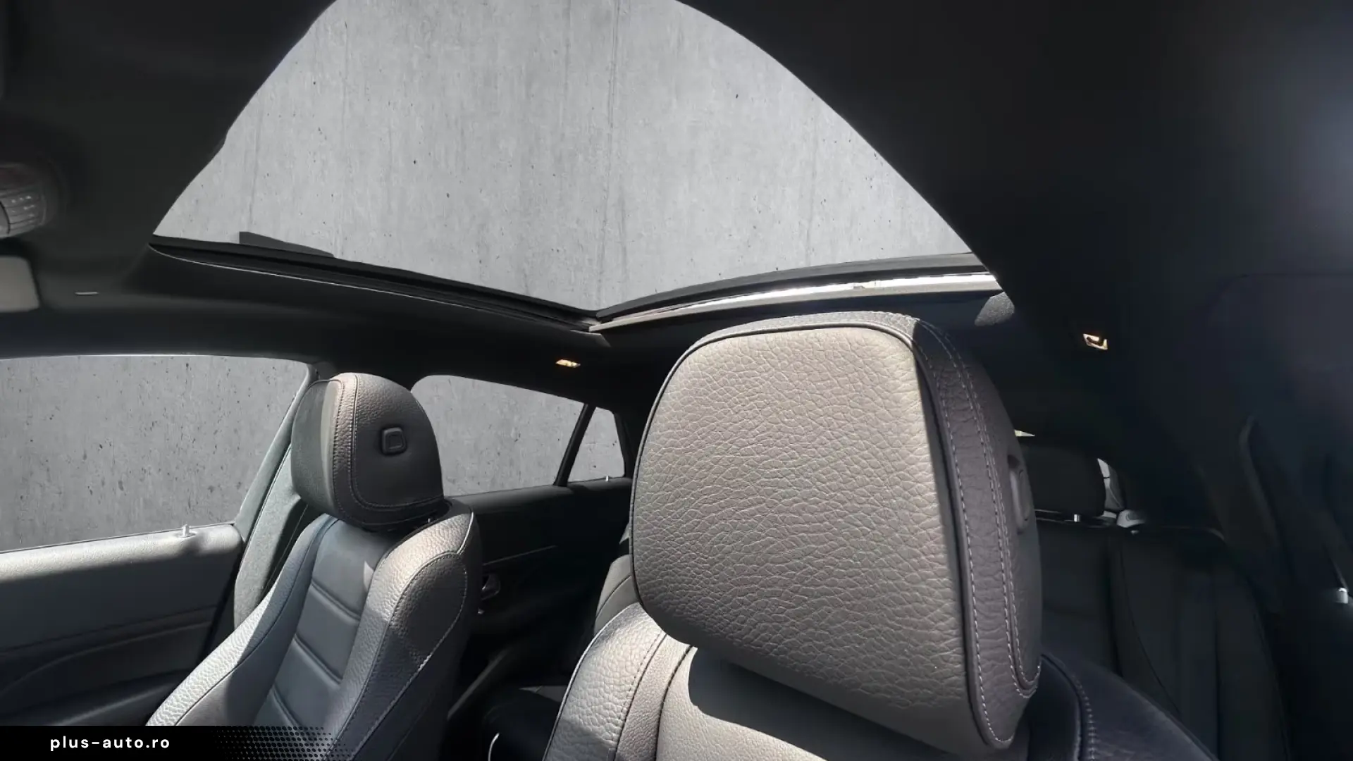MERCEDES-BENZ GLE 2024 — imagine 9