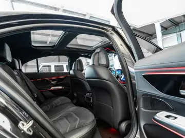 Mercedes-Benz E 220 d   AMG Line Advanced   Pano