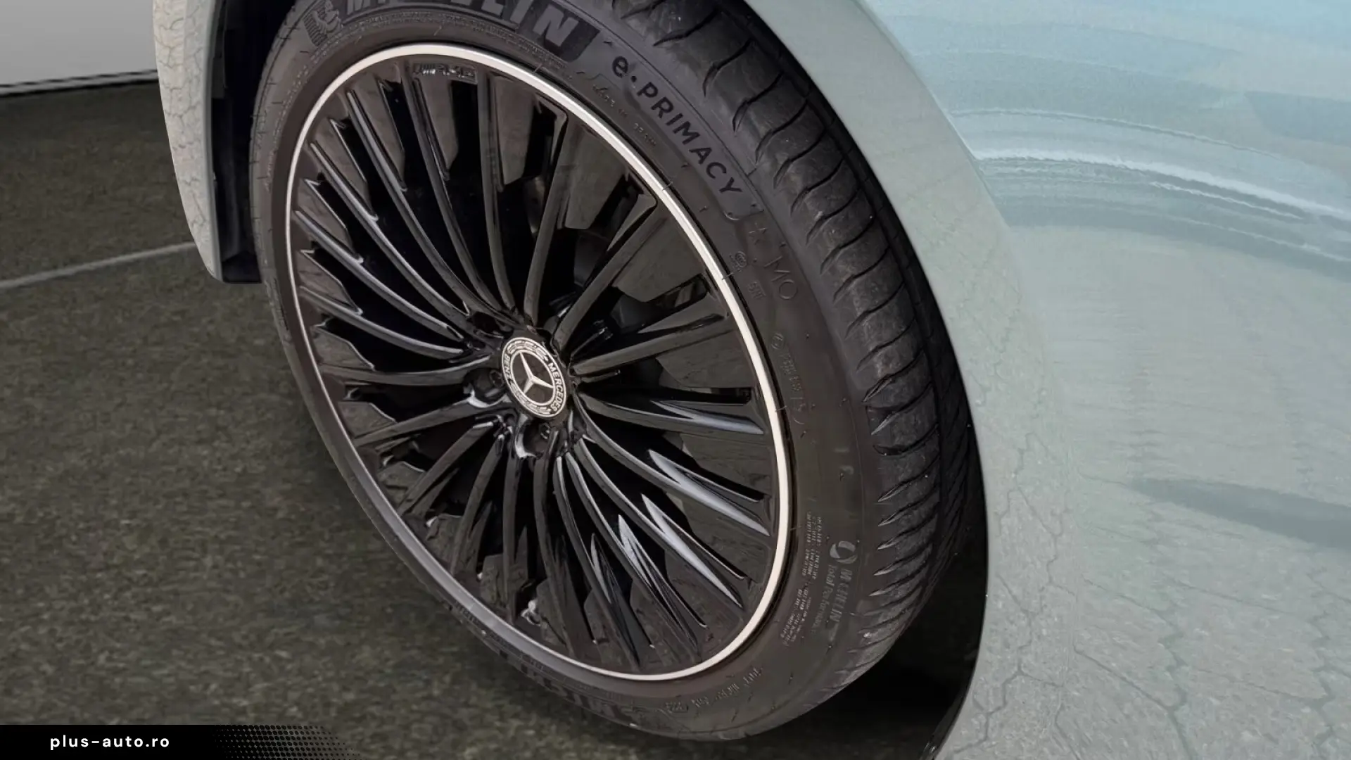 MERCEDES-BENZ E-Class 2025 — imagine 5