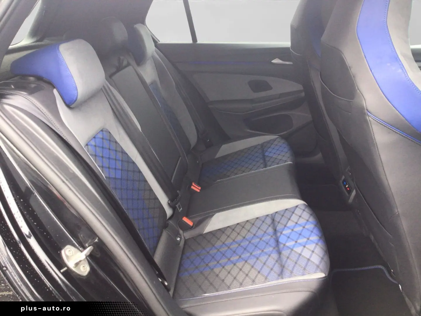VOLKSWAGEN Golf 2022 — imagine 5