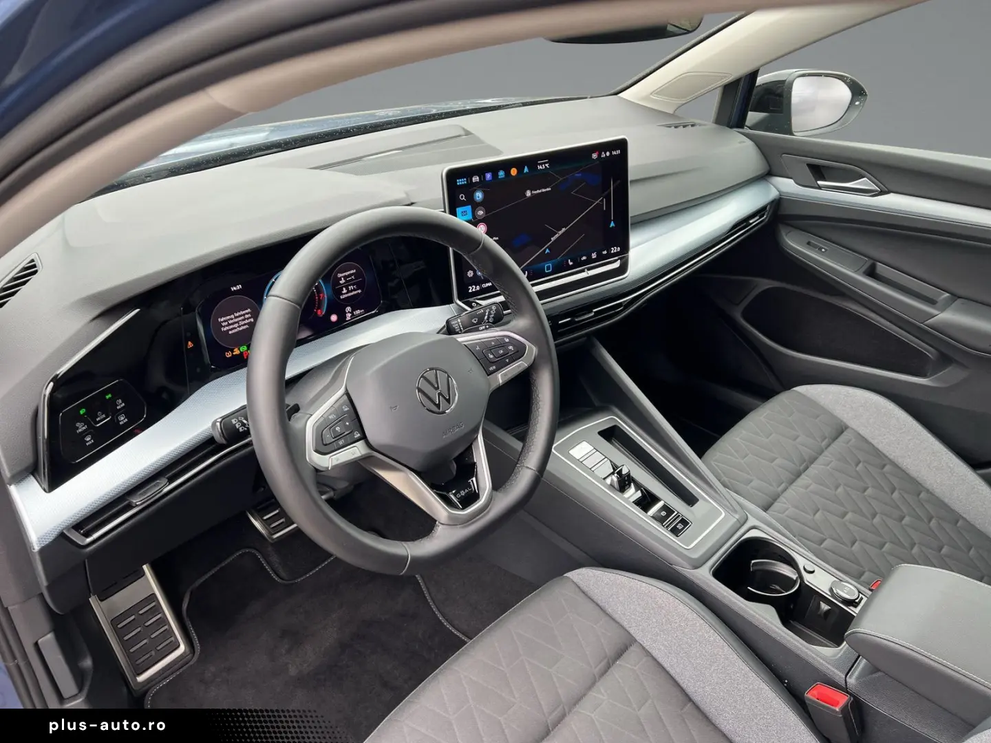 VOLKSWAGEN Golf 2025 — imagine 6