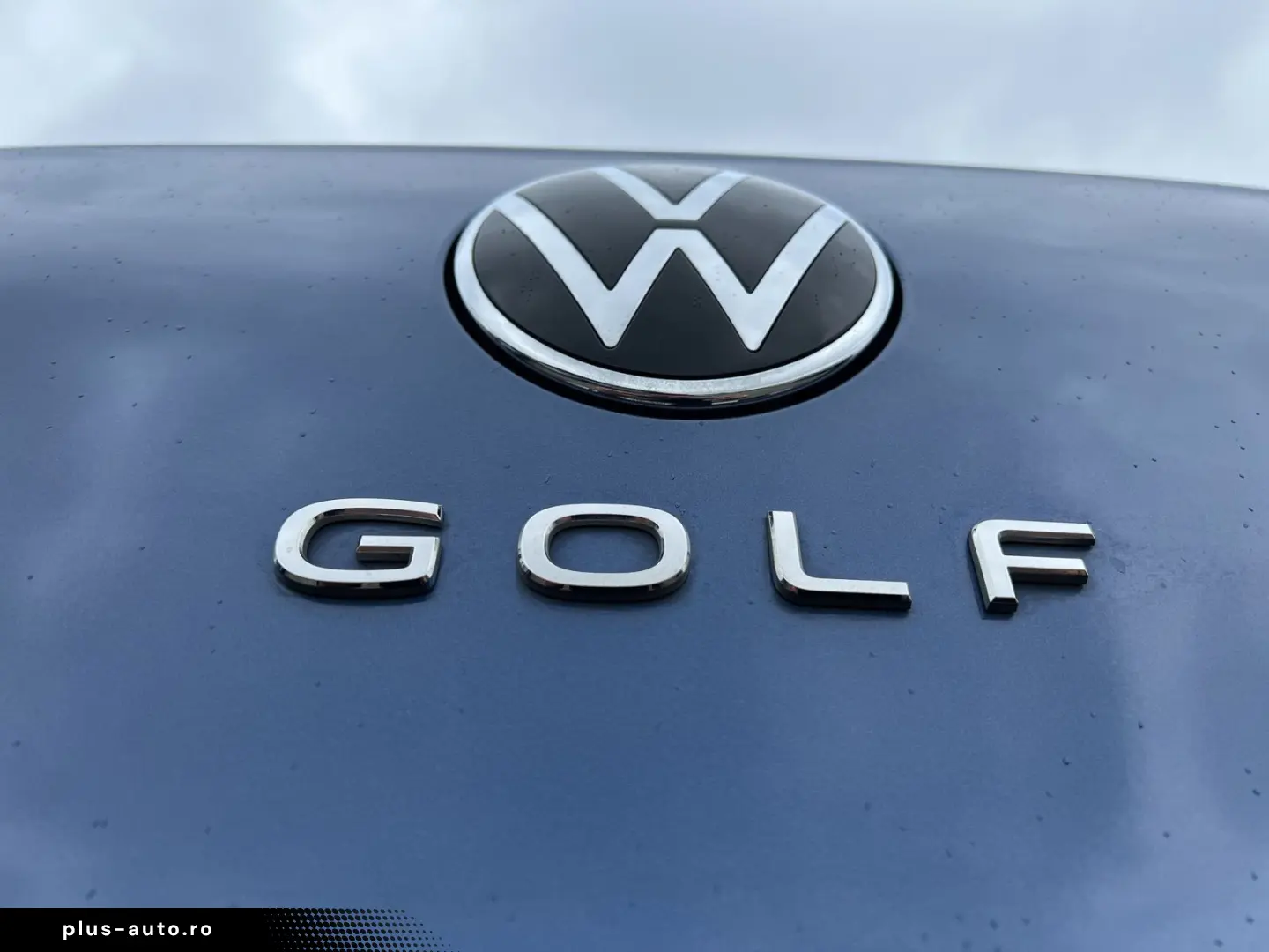 VOLKSWAGEN Golf 2025 — imagine 25