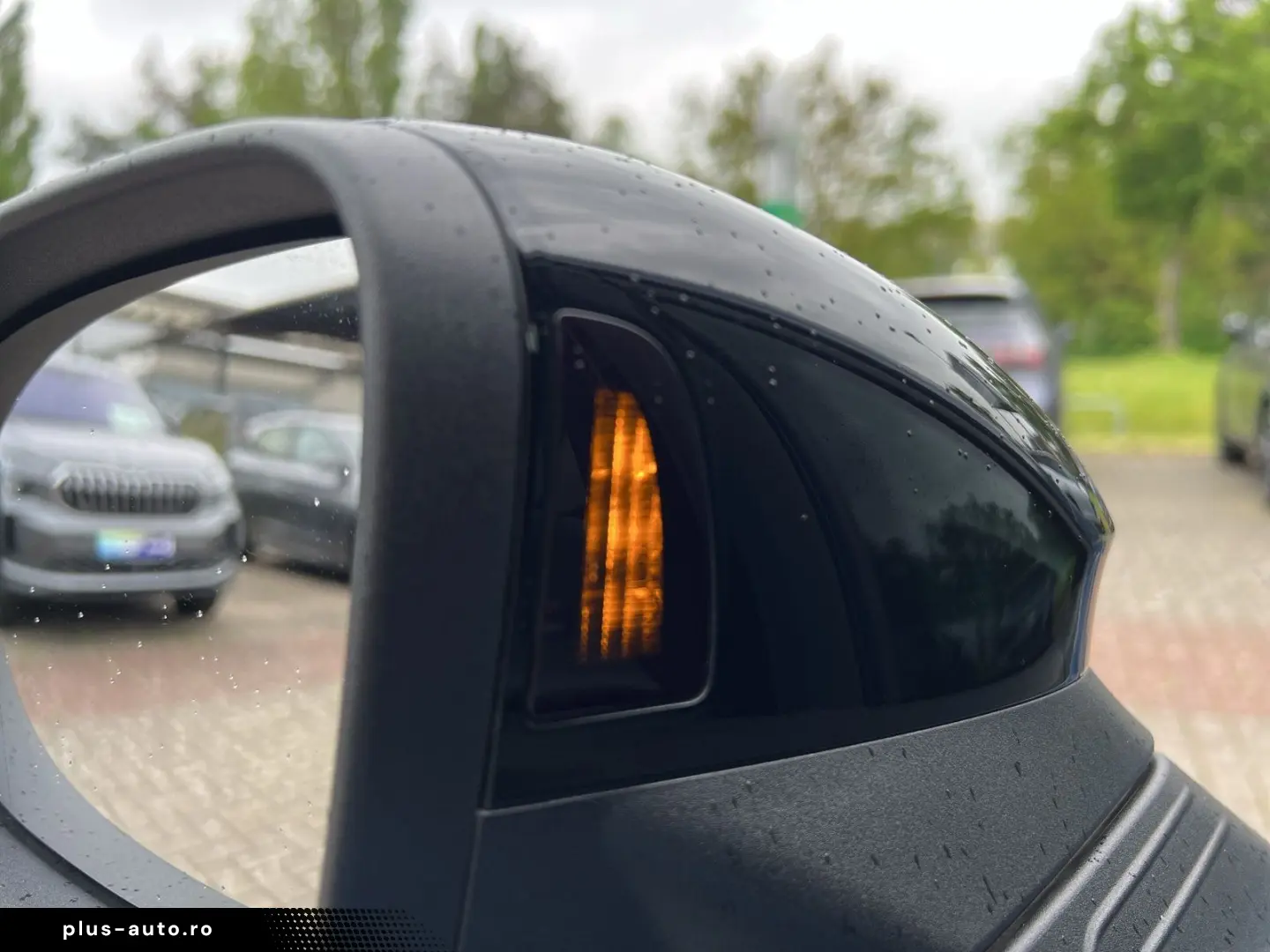 VOLKSWAGEN Golf 2025 — imagine 31