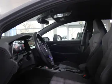 VW Golf VIII Lim. GTE DSG ACC STZHZ NAVI ALU18  TOT