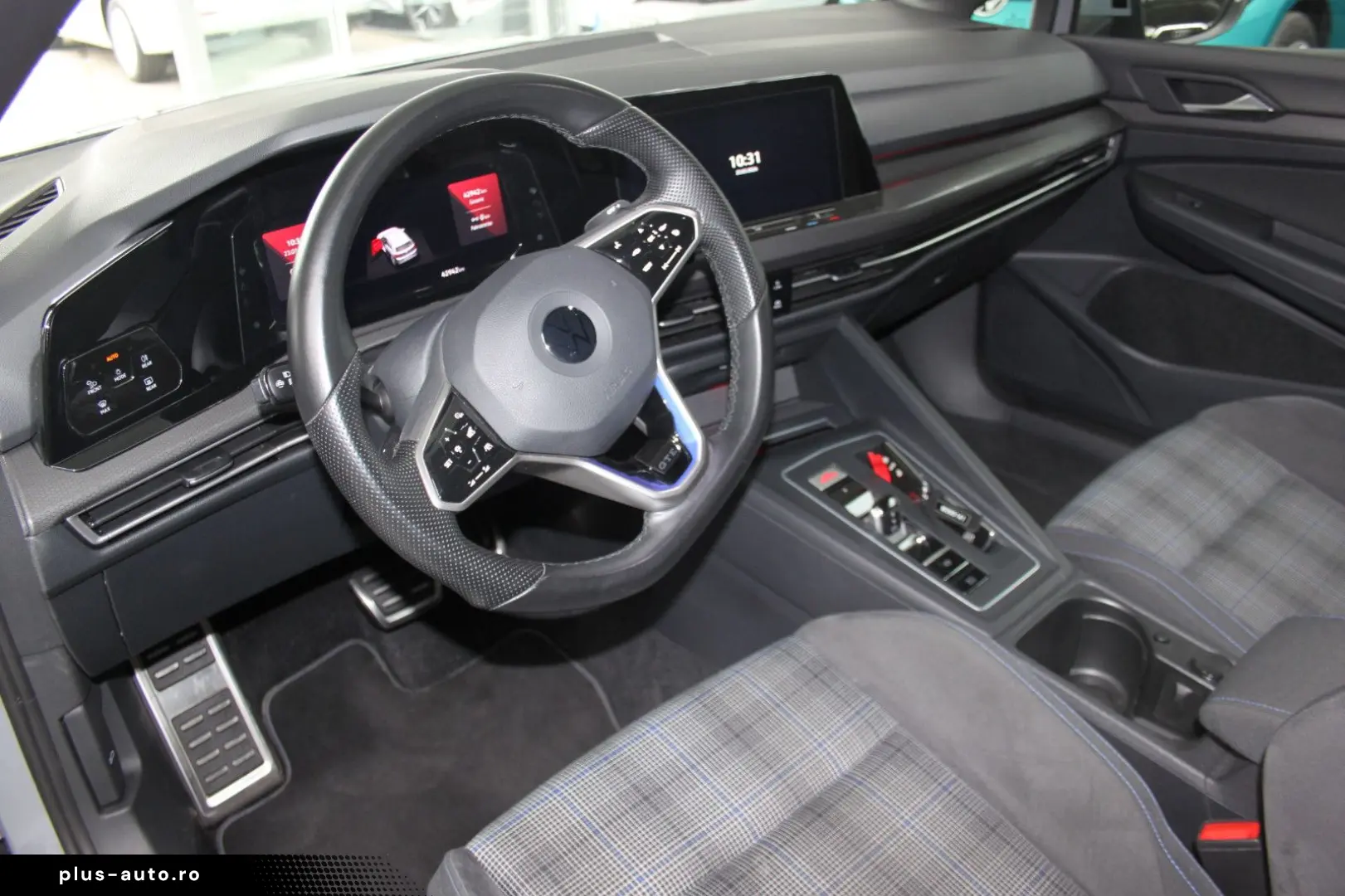 VOLKSWAGEN Golf 2022 — imagine 7