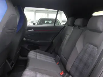 VW Golf VIII Lim. GTE DSG ACC STZHZ NAVI ALU18  TOT
