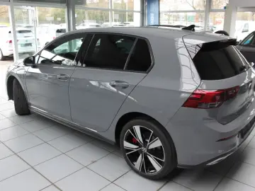 VW Golf VIII Lim. GTE DSG ACC STZHZ NAVI ALU18  TOT