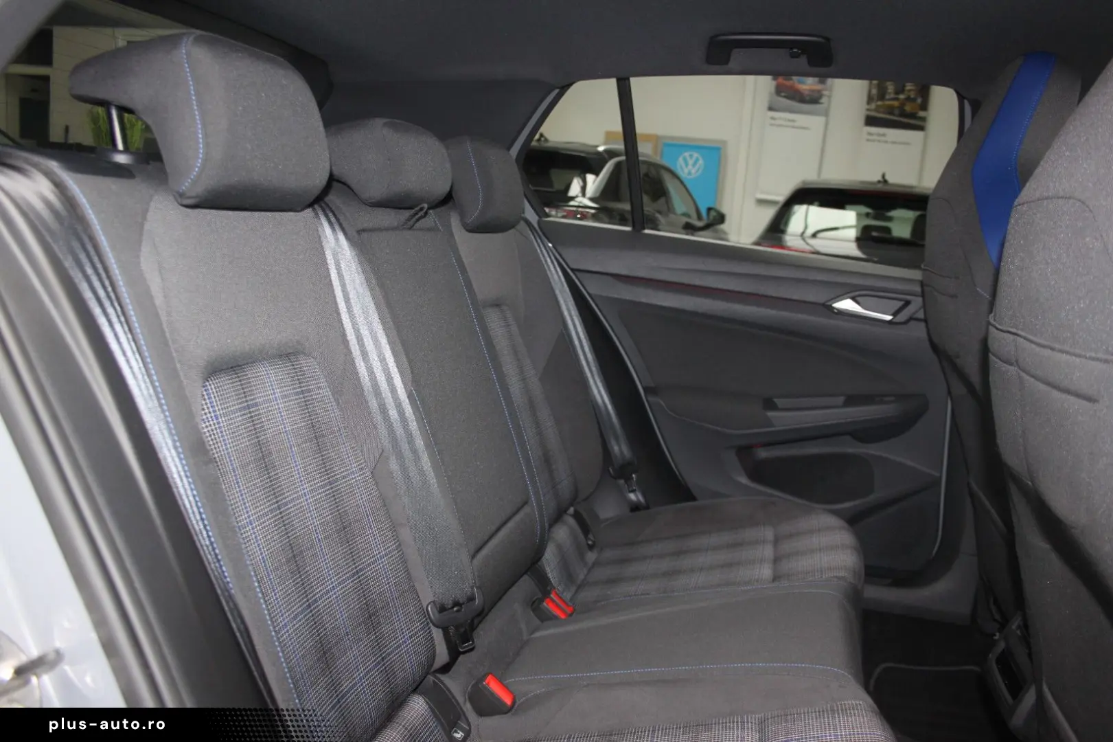 VOLKSWAGEN Golf 2022 — imagine 14