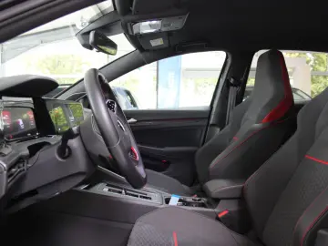 VW Golf VIII Lim. GTI CLUBSPO DCC KAME ASSIST  STZH
