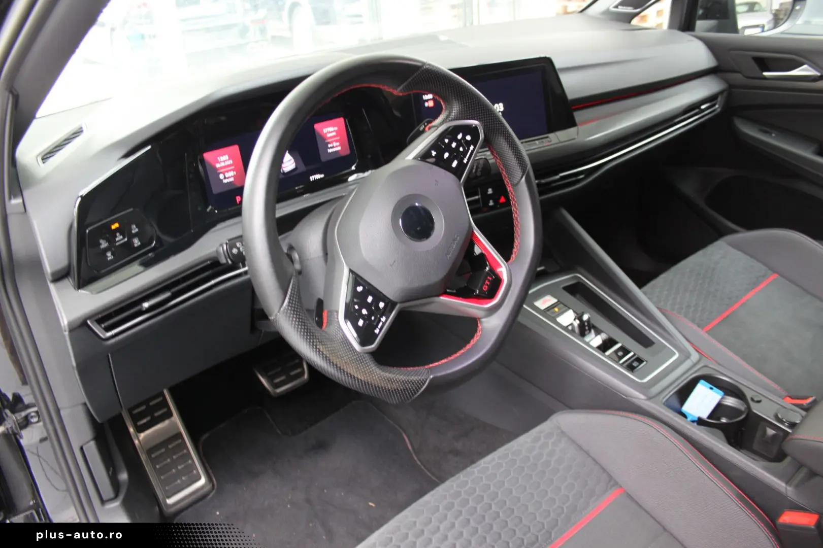 VOLKSWAGEN Golf 2022 — imagine 5