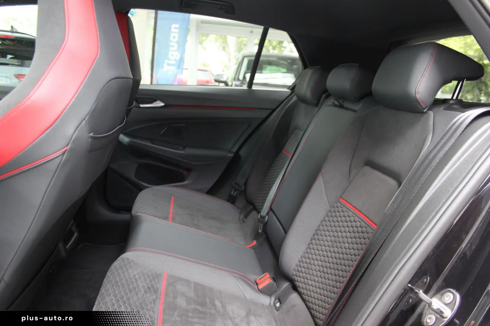 VOLKSWAGEN Golf 2022 — imagine 6