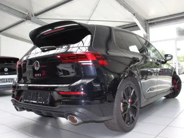 VW Golf VIII Lim. GTI CLUBSPO DCC KAME ASSIST  STZH