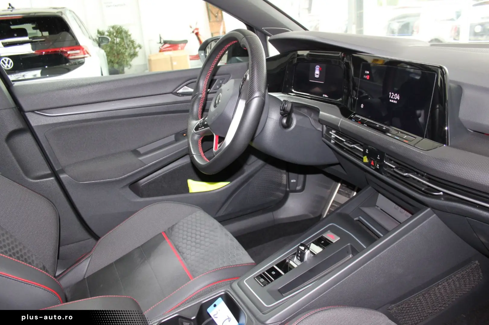VOLKSWAGEN Golf 2022 — imagine 13
