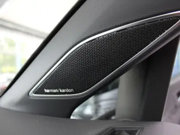 VW Golf VIII Lim. GTI CLUBSPO DCC KAME ASSIST  STZH