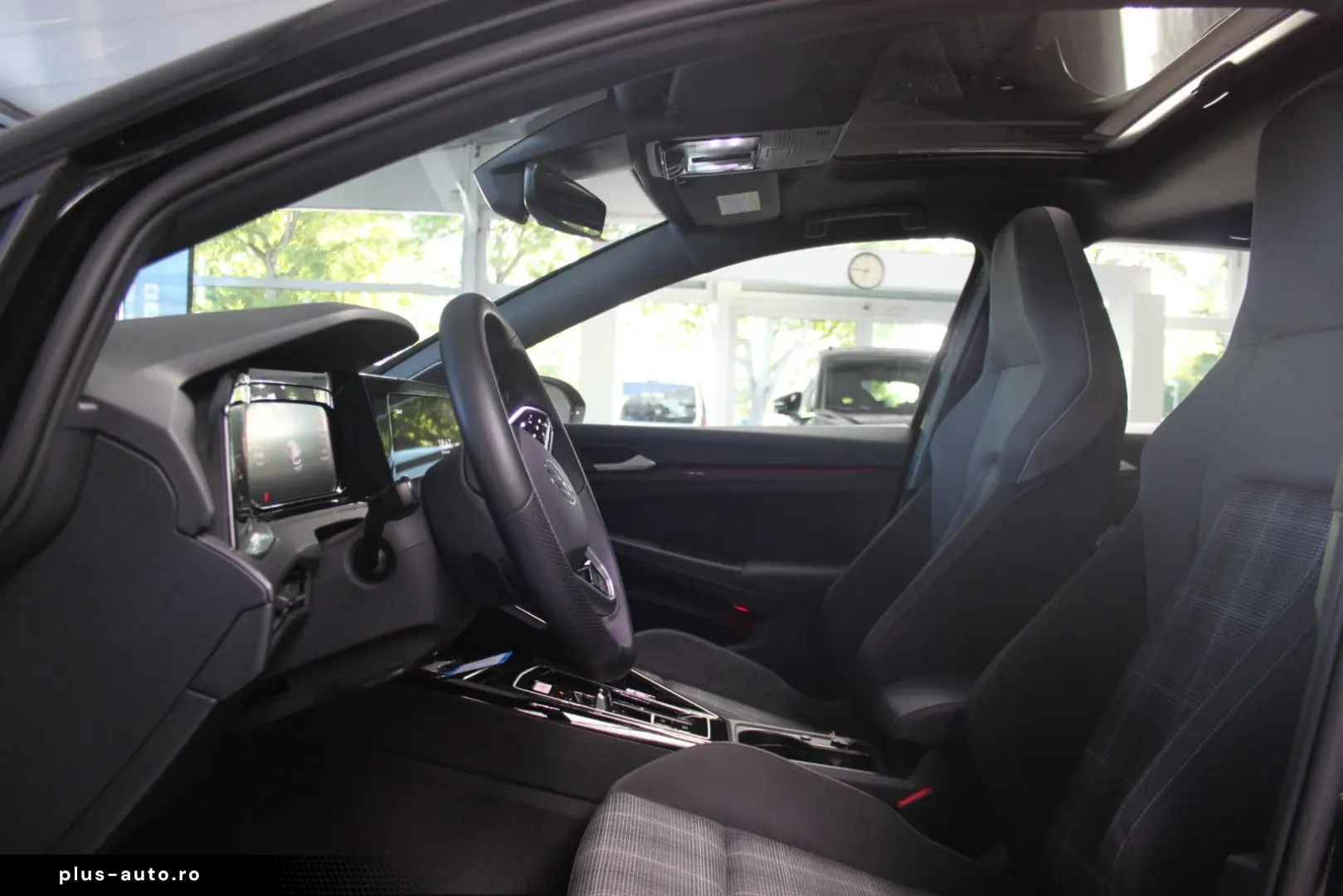 VOLKSWAGEN Golf 2024 — imagine 4