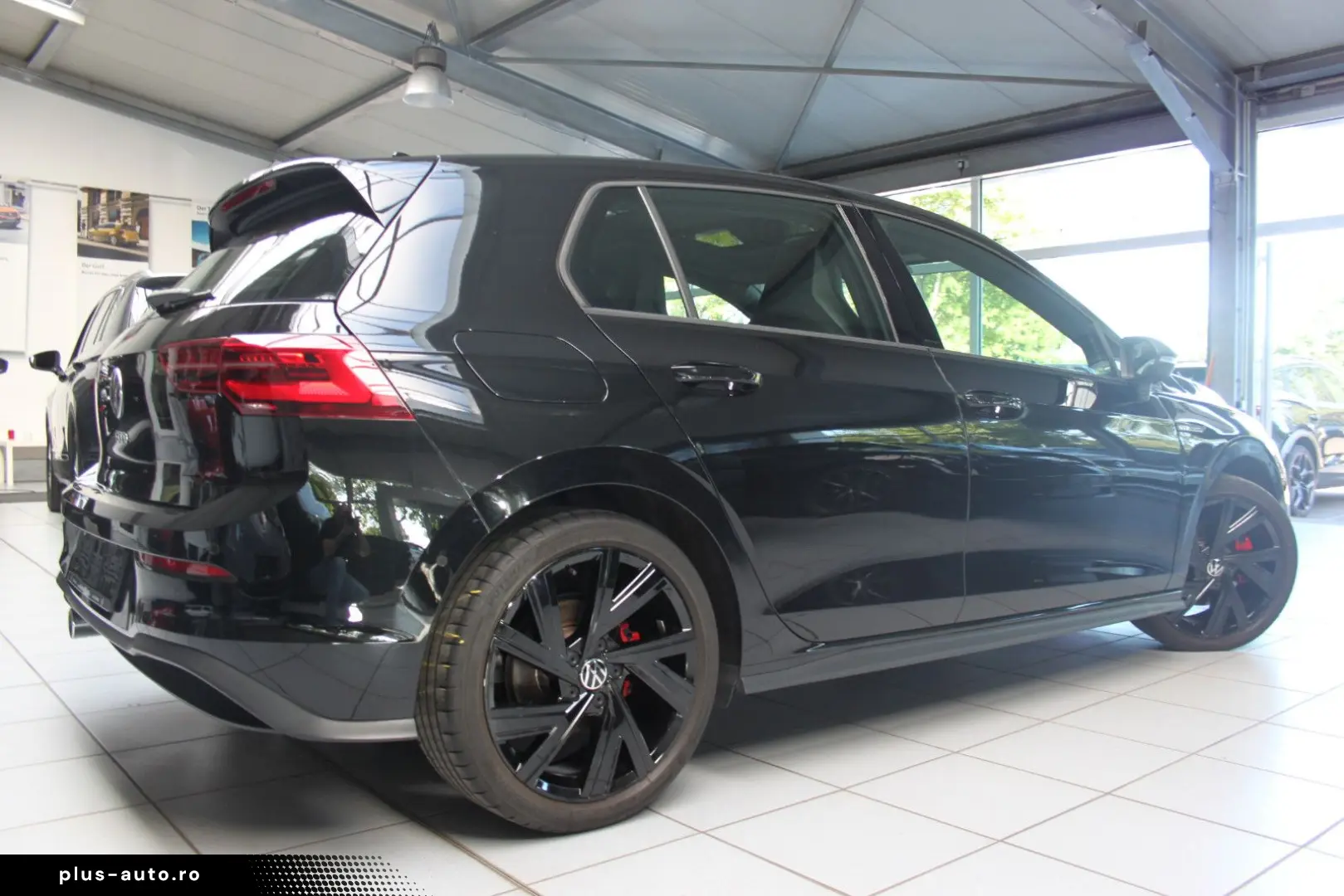 VOLKSWAGEN Golf 2024 — imagine 12