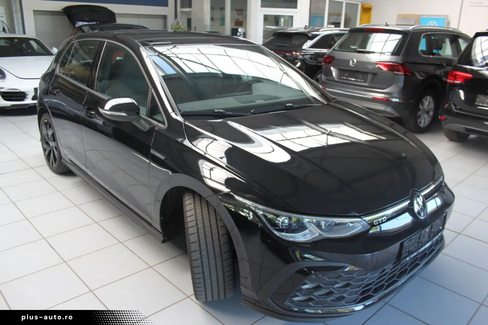 VOLKSWAGEN Golf 2024 — imagine 17