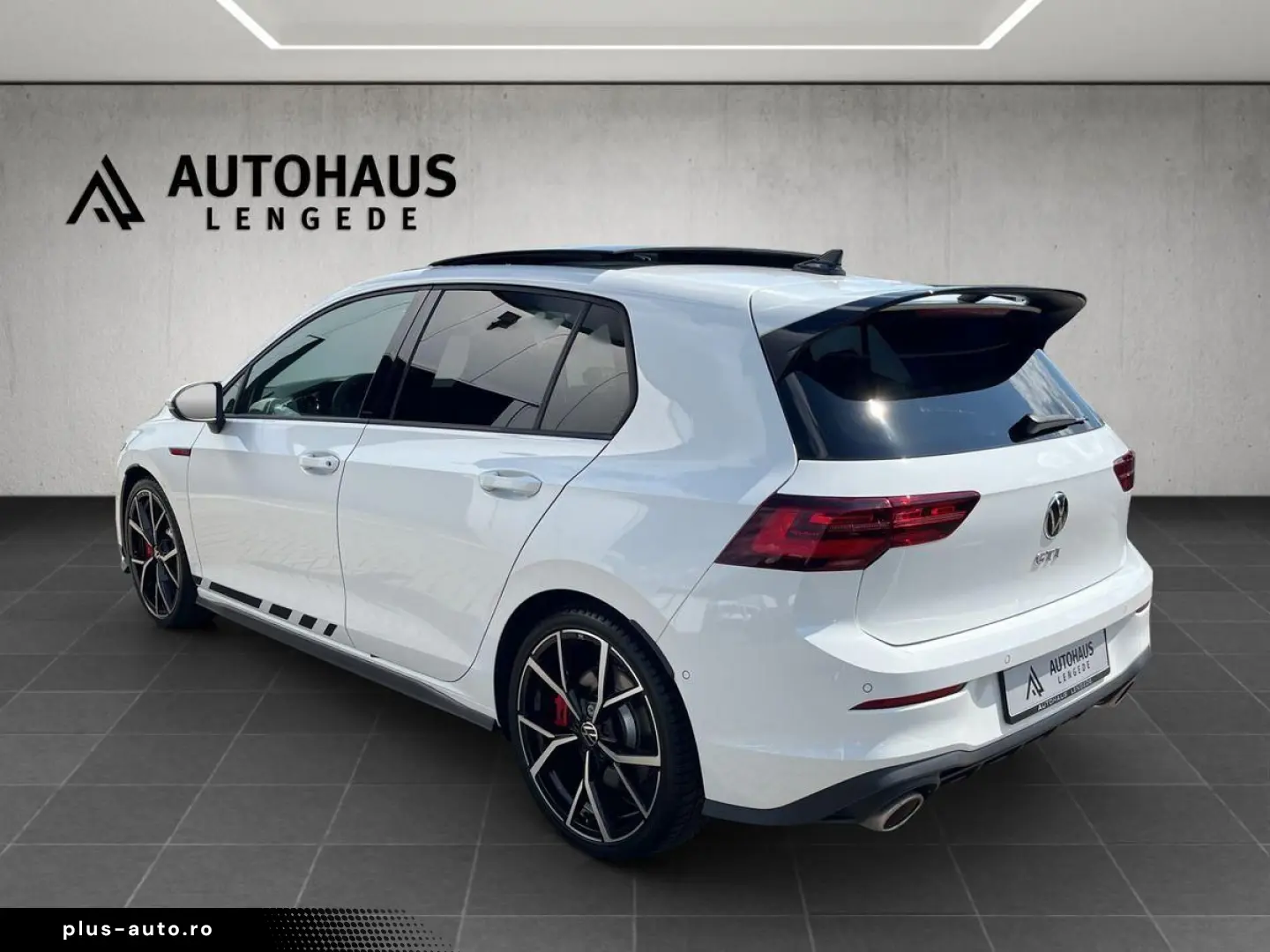 VOLKSWAGEN Golf 2022 — imagine 3