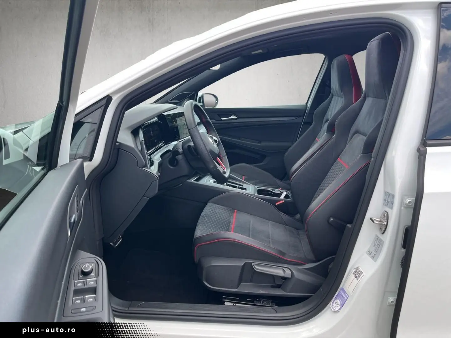 VOLKSWAGEN Golf 2022 — imagine 8