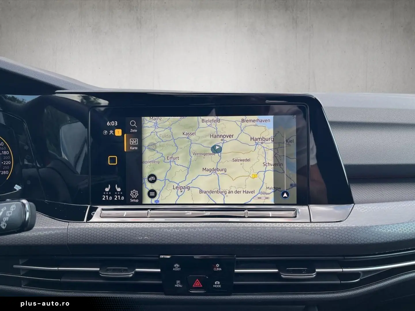 VOLKSWAGEN Golf 2022 — imagine 11