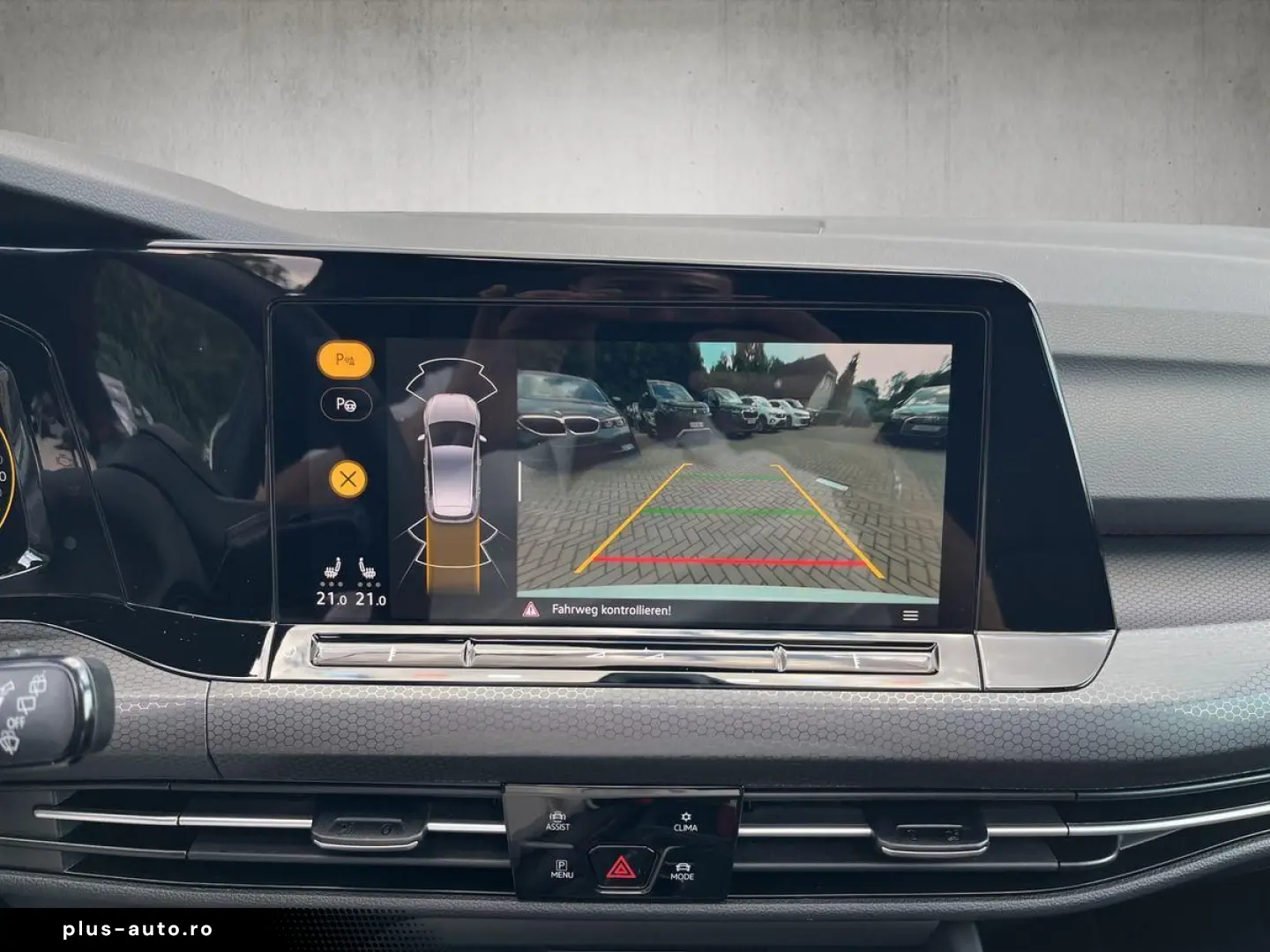 VOLKSWAGEN Golf 2022 — imagine 12