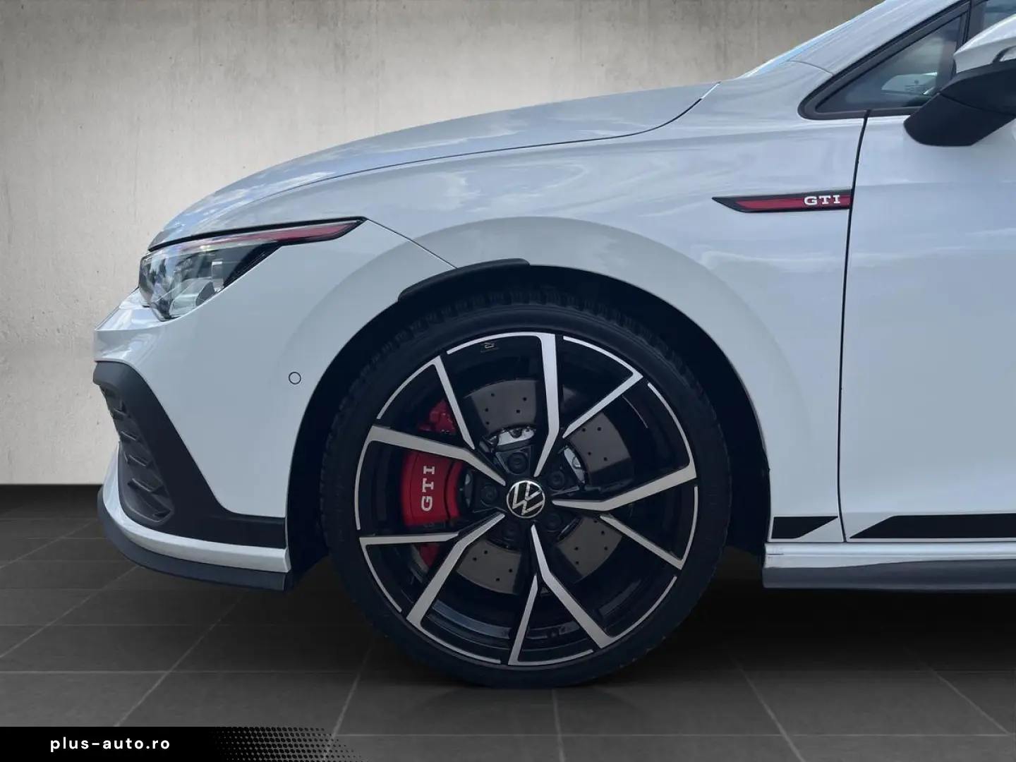 VOLKSWAGEN Golf 2022 — imagine 15