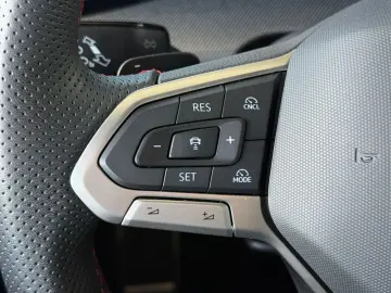 VW Golf VIII GTI DSG Black Style PANO HUD IQ DCC
