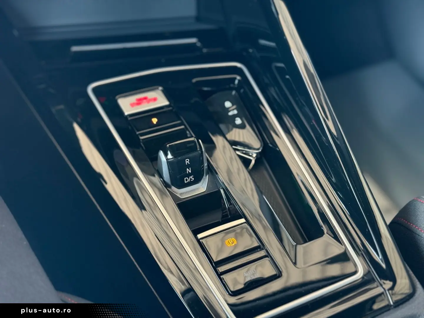 VOLKSWAGEN Golf 2024 — imagine 22