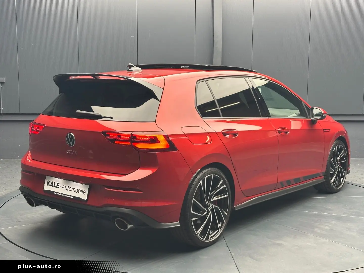 VOLKSWAGEN Golf 2023 — imagine 4