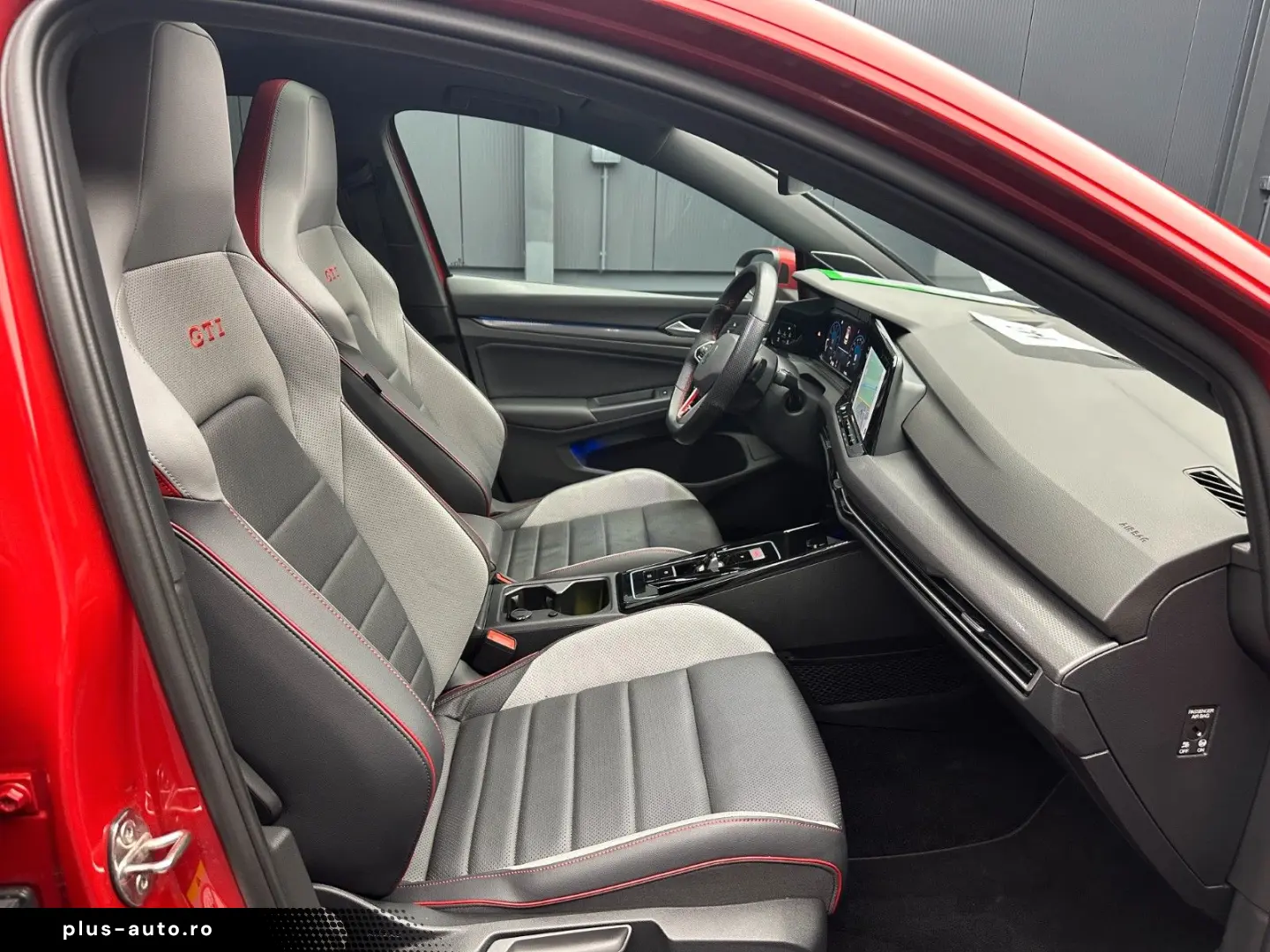 VOLKSWAGEN Golf 2023 — imagine 10
