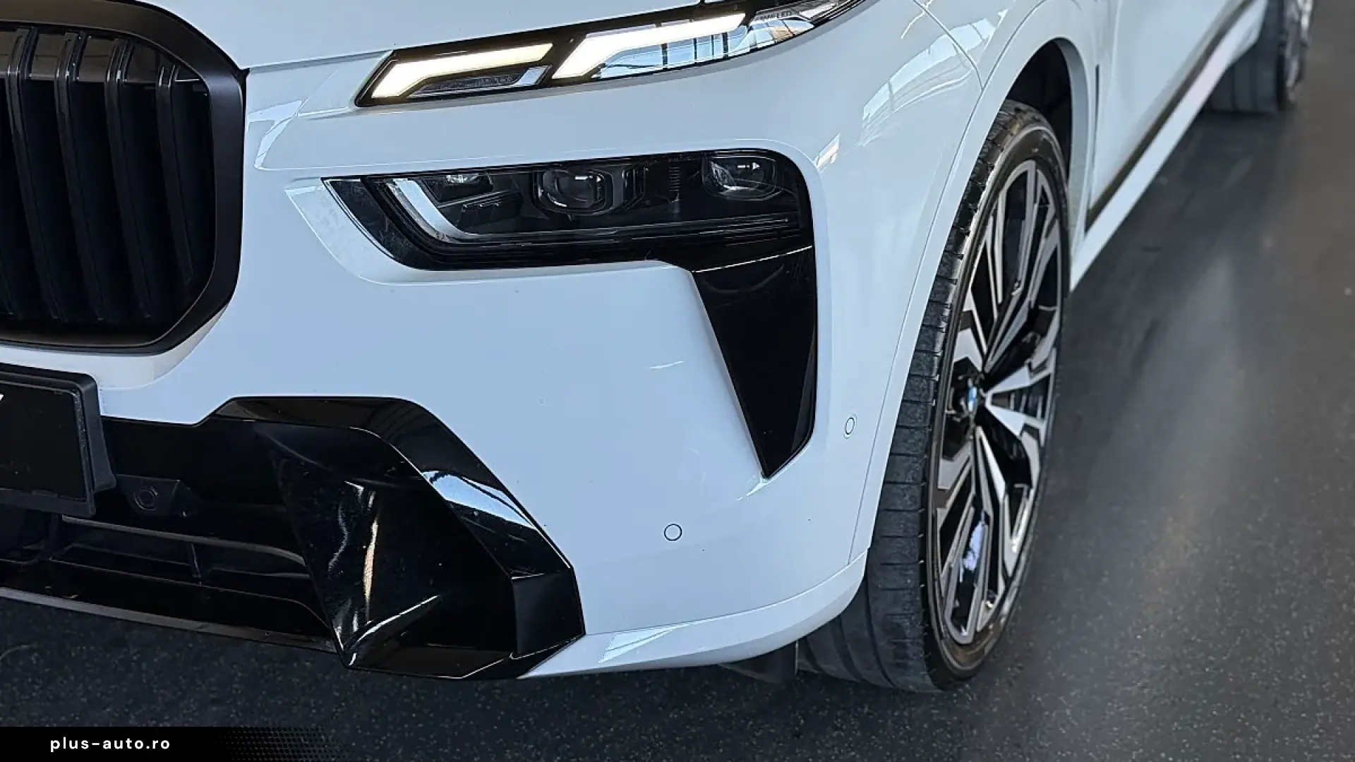 BMW X7 2023 — imagine 2