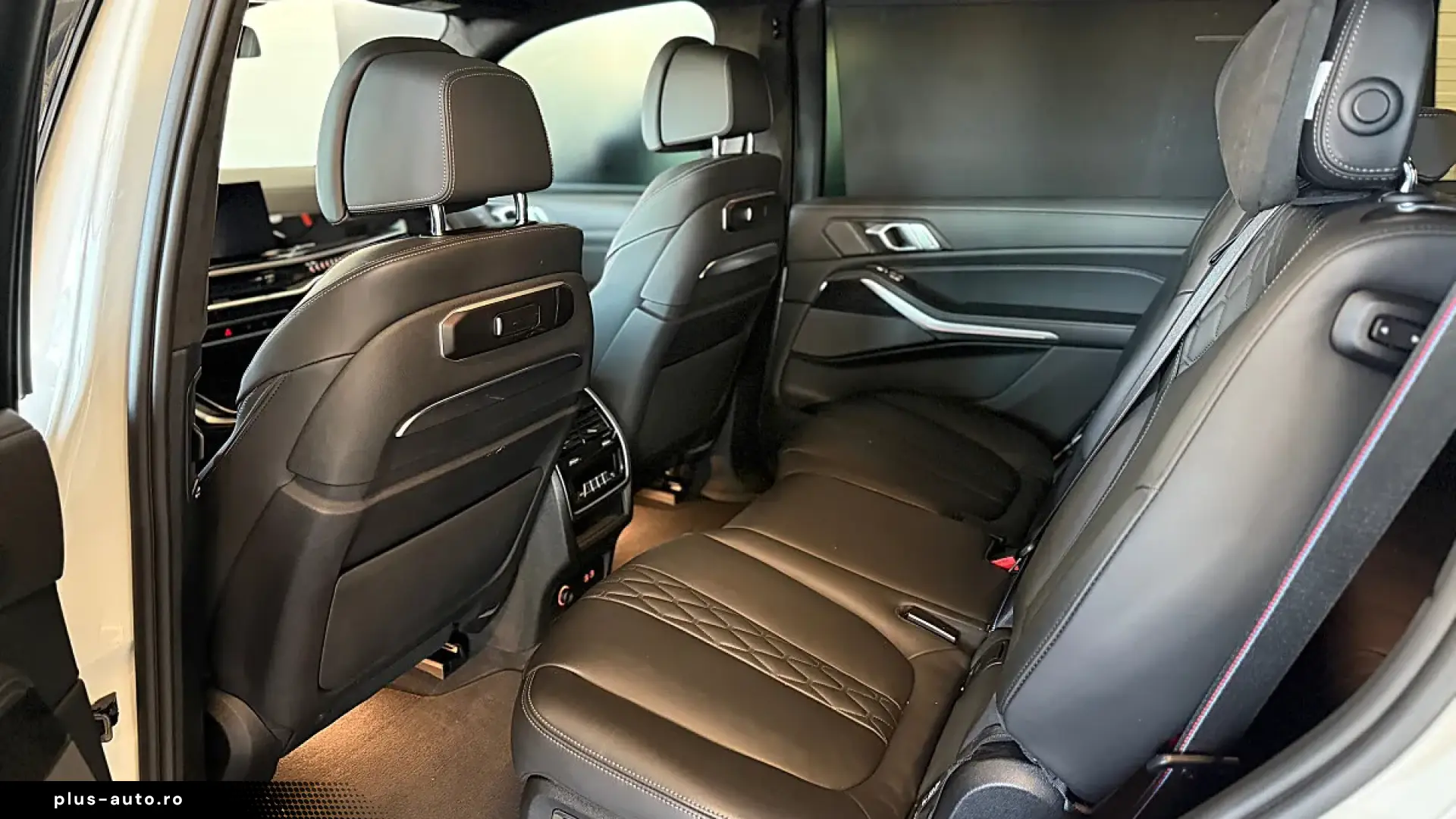 BMW X7 2023 — imagine 10