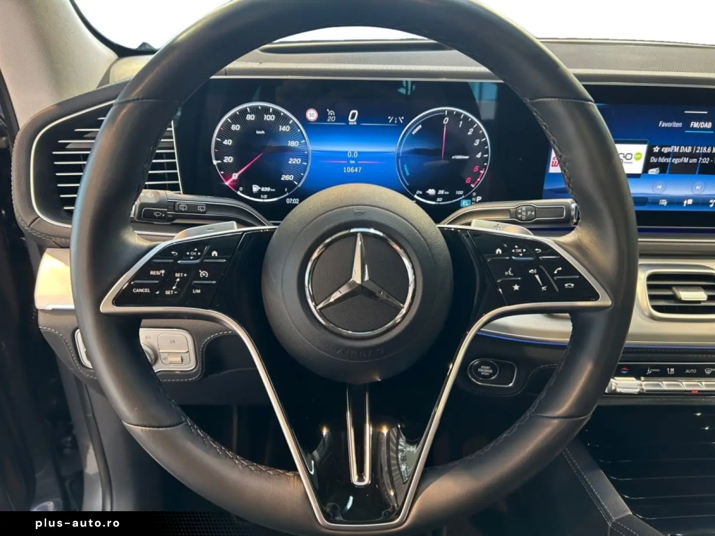 MERCEDES-BENZ GLE 2025 — imagine 13