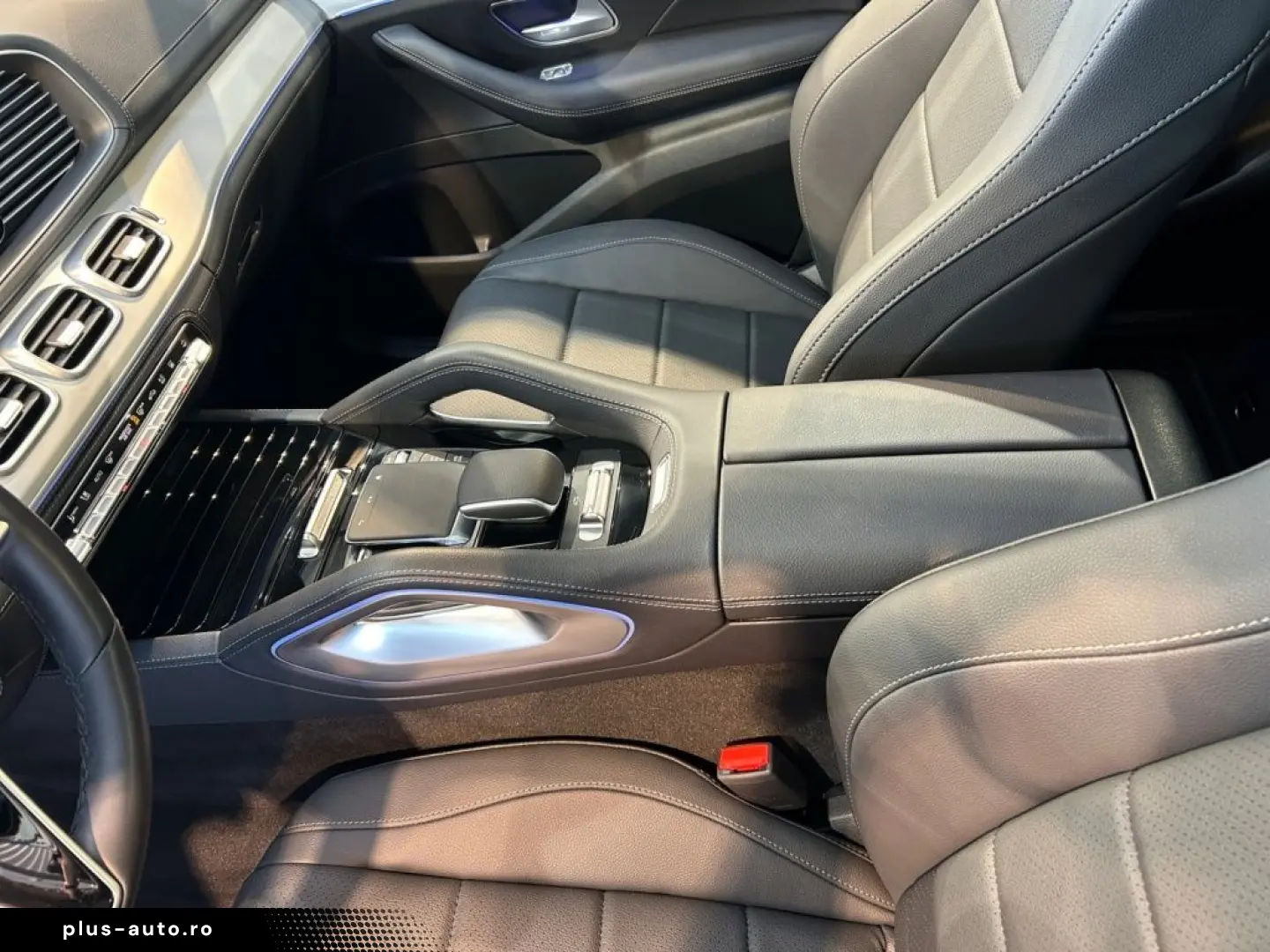 MERCEDES-BENZ GLE 2025 — imagine 17