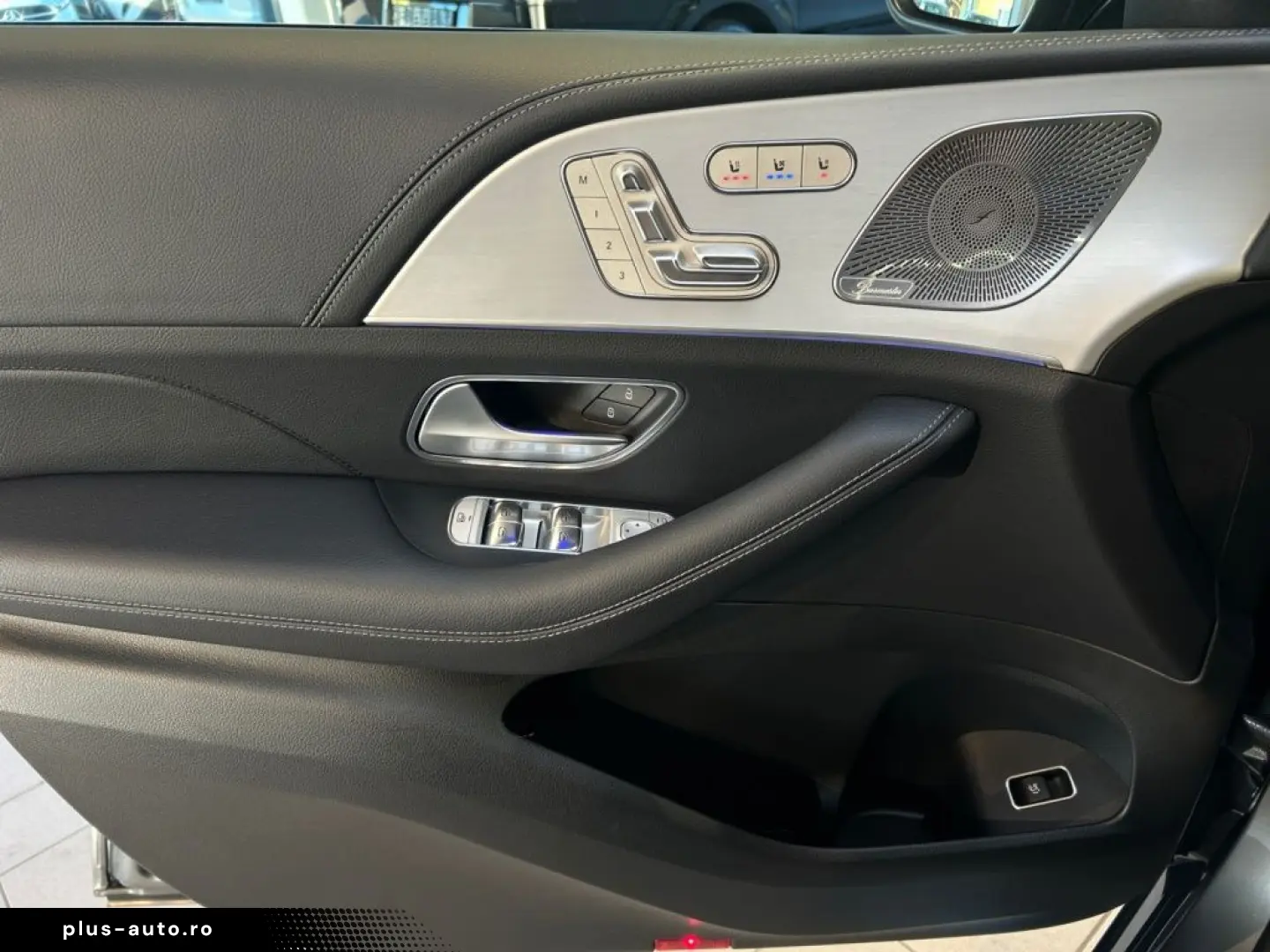 MERCEDES-BENZ GLE 2025 — imagine 18